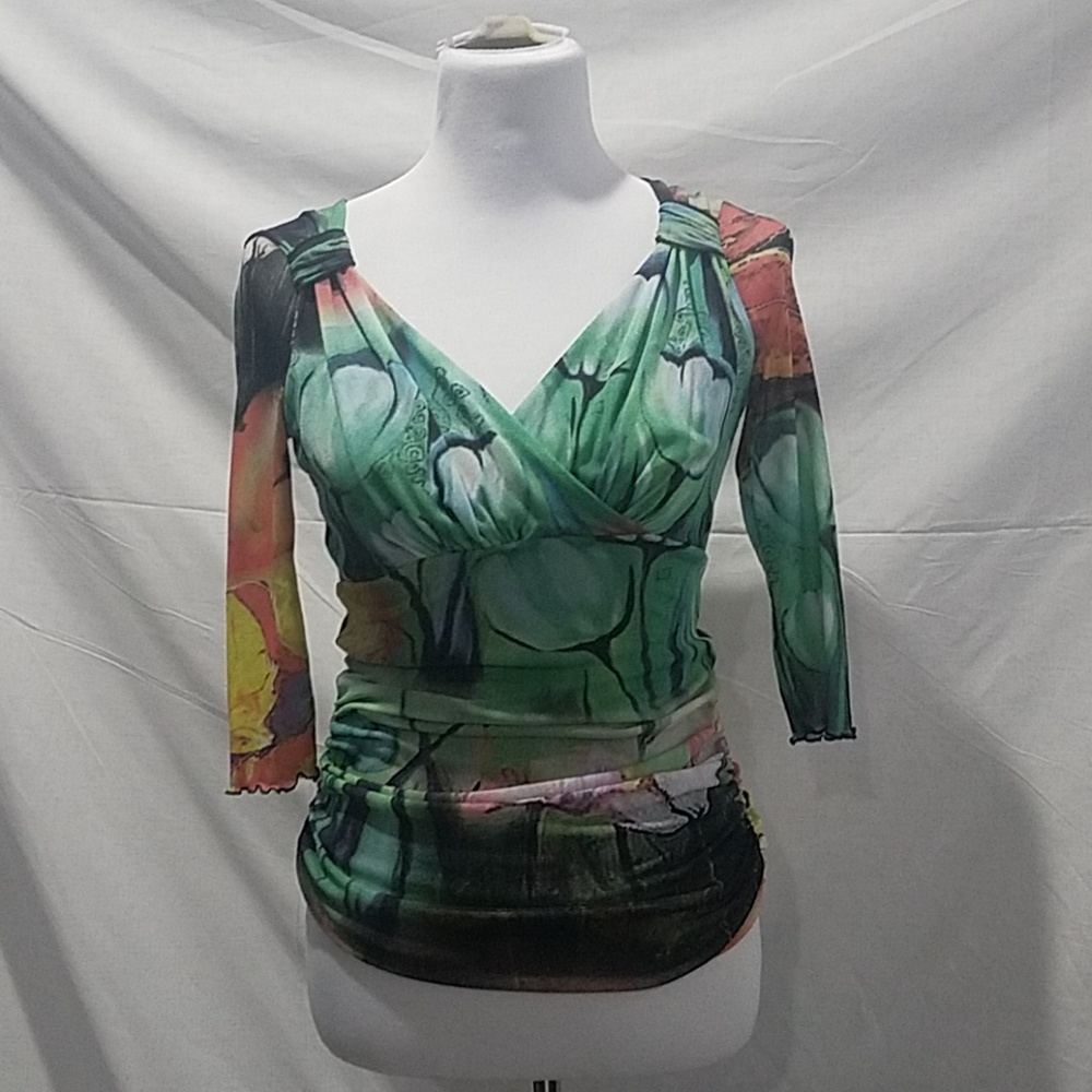 Elana Kattan Print top priced to sell!